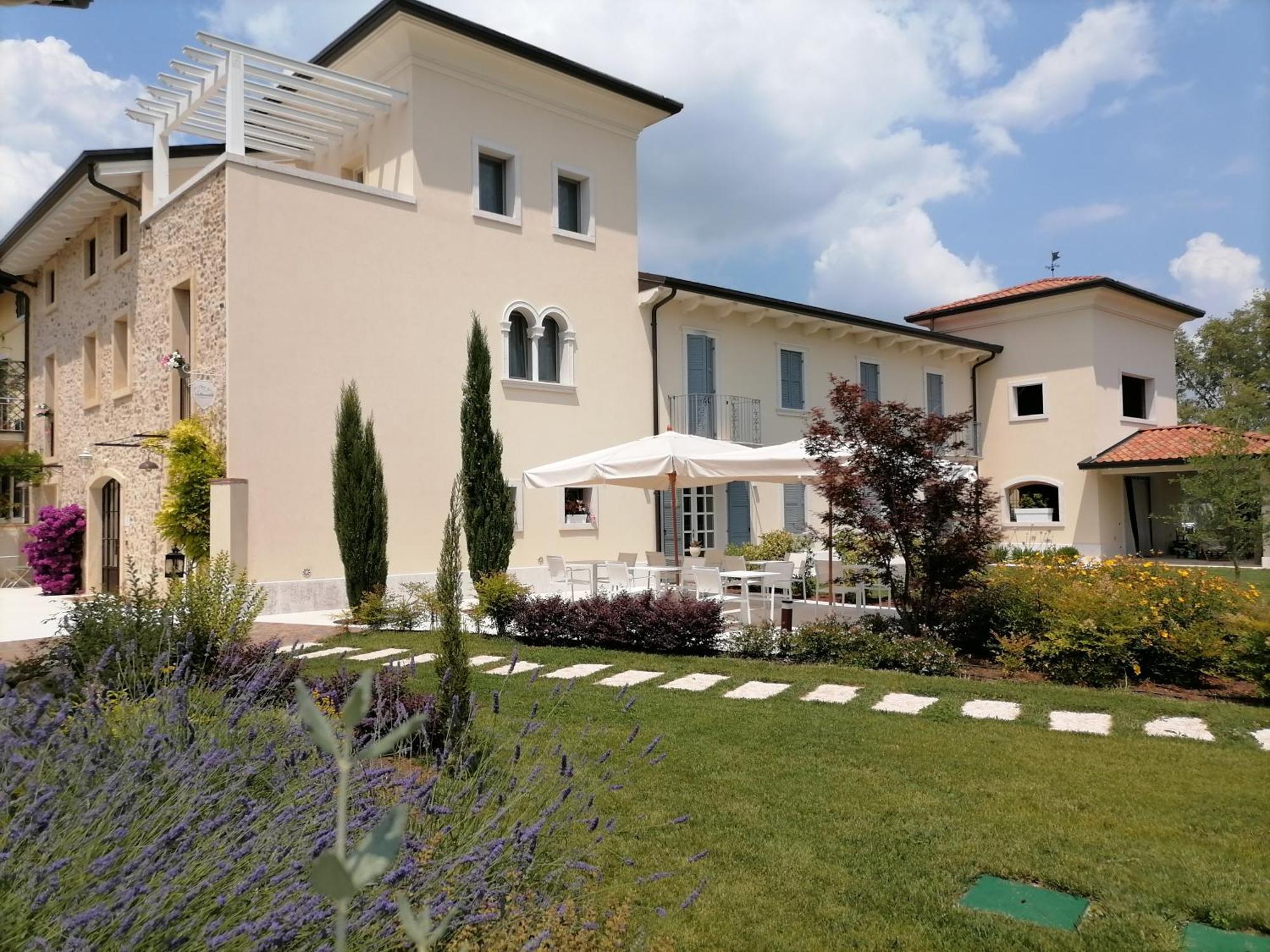 Relais Ca' Morenica Valeggio sul Mincio Exterior foto