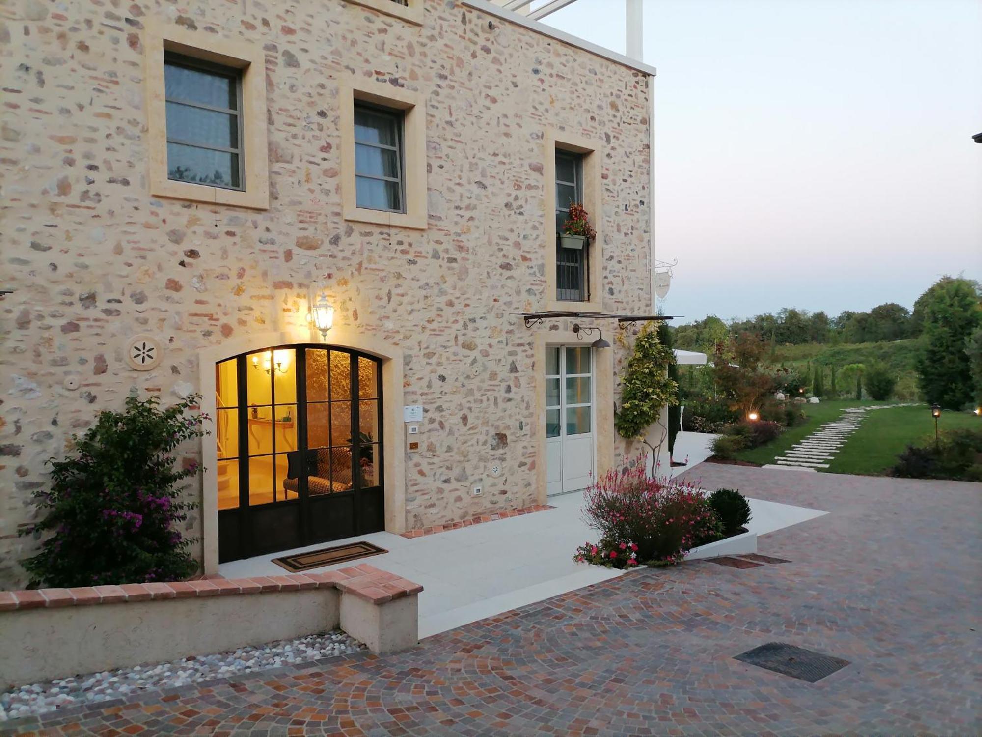 Relais Ca' Morenica Valeggio sul Mincio Exterior foto